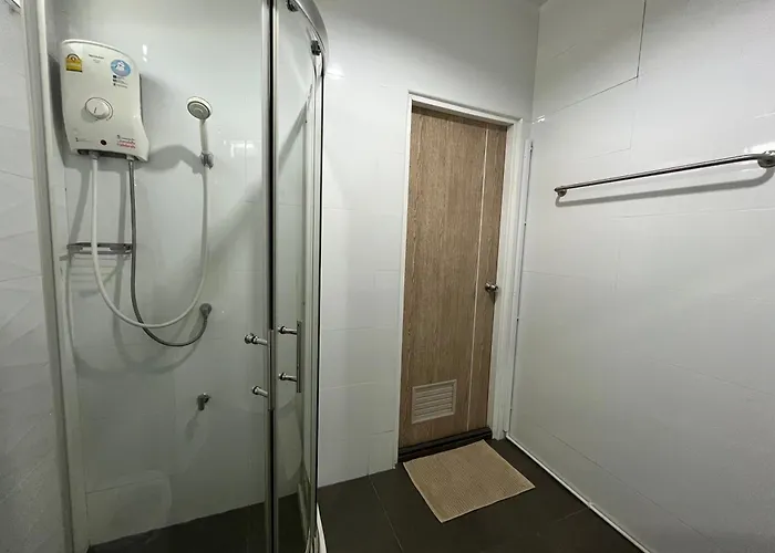 Dao Jaras Fah Hometel ดาวจรัสฟ้าโฮมเทล 曼谷